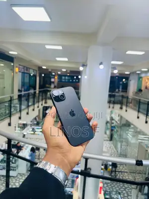 New Apple iPhone 15 128 GB Black