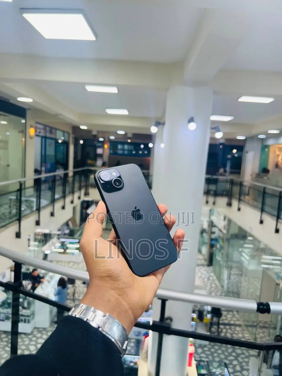 New Apple iPhone 15 128 GB Black