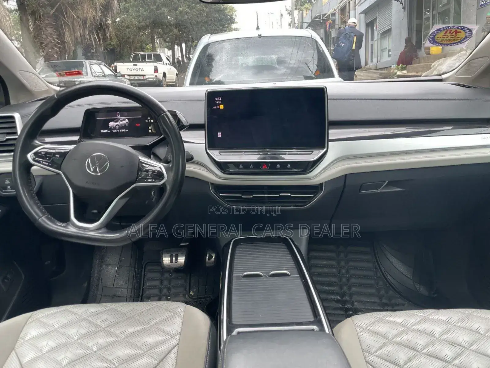 Volkswagen ID.6 2023 Gray