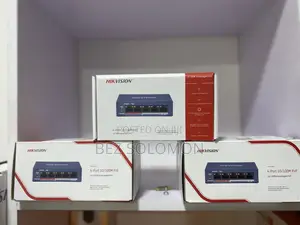 Photo - Hikvision 4 Port Poe Switch