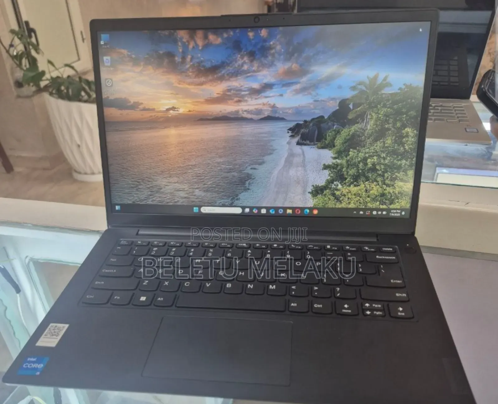 New Laptop Lenovo Ideapad 3 8GB Intel Core I5 SSD 256GB