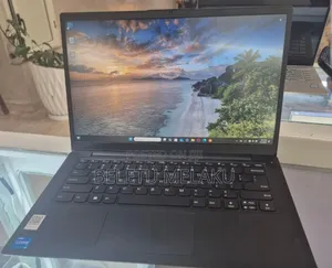 New Laptop Lenovo Ideapad 3 8GB Intel Core I5 SSD 256GB