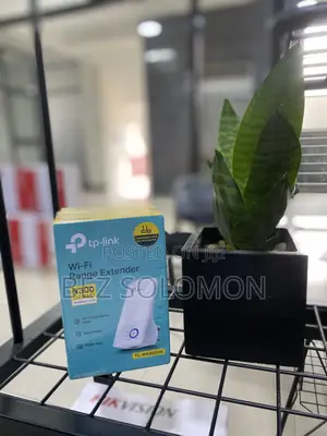 ዋይፋያችን የማይደርስበት ቦታ ካለ በዚች Wifi Extender እንዲደርስ ማድረግ ይችላል