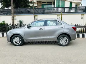 Suzuki Dzire 2022 Silver
