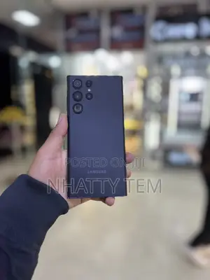 Photo - Samsung Galaxy S22 Ultra 5G 128 GB Black