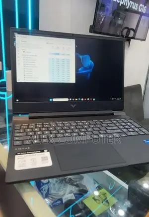 New Laptop HP Victus 15 8GB Intel Core I5 SSD 512GB