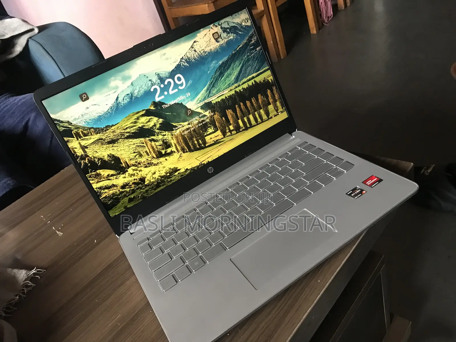 New Laptop HP 8GB AMD Ryzen 3 SSD 256GB