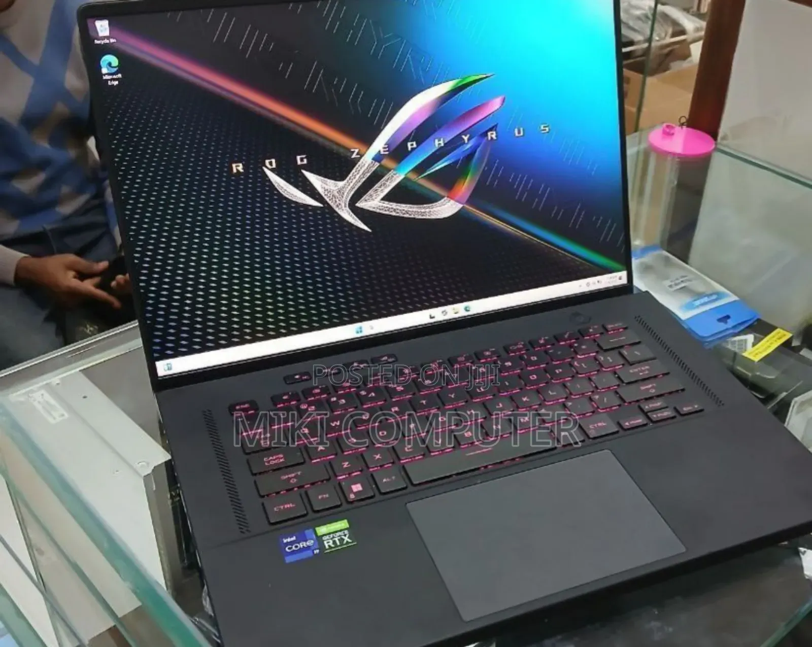 New Laptop Asus ROG Zephyrus G15 16GB Intel Core I9 SSD 1T