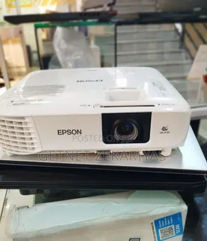 Photo - Epsone Projectore