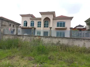 5bdrm Farm House in Rooseta, Oromia-Finfinne for sale