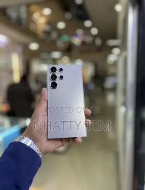 Photo - Samsung Galaxy S24 Ultra 256 GB Silver