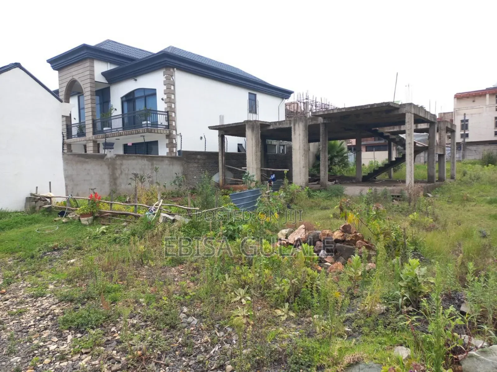 6bdrm Farm House in Rooseta, Oromia-Finfinne for sale