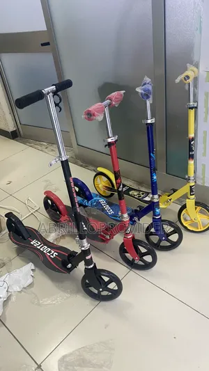 Photo - Scooter5scooter7scooter8scooter9scooter2scooter1scooter3scoo