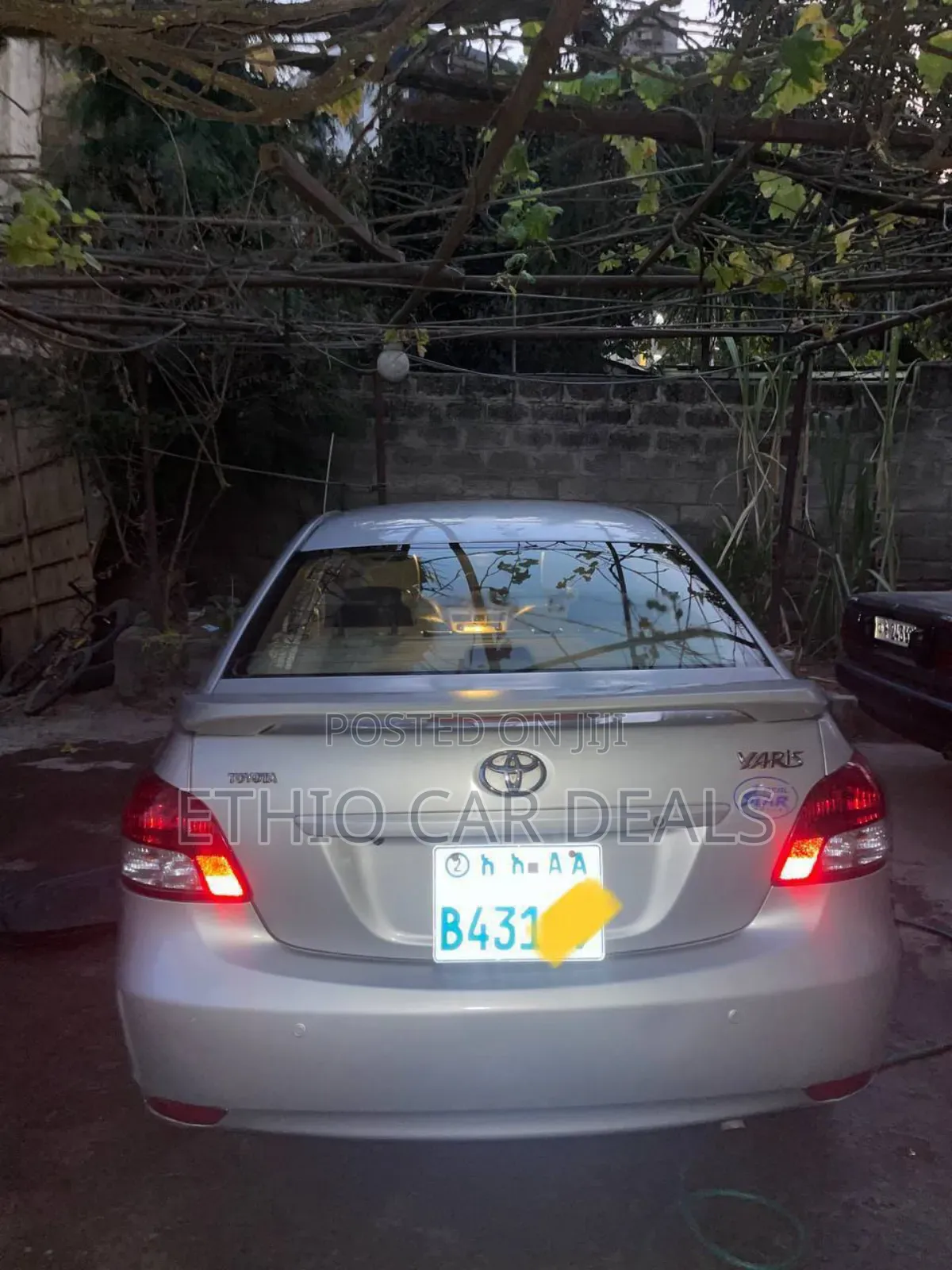 Toyota Yaris 2010 Silver