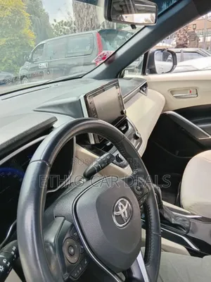 Toyota Corolla Cross Hybrid 2024 Gray