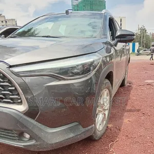 Toyota Corolla Cross 2024 Gray