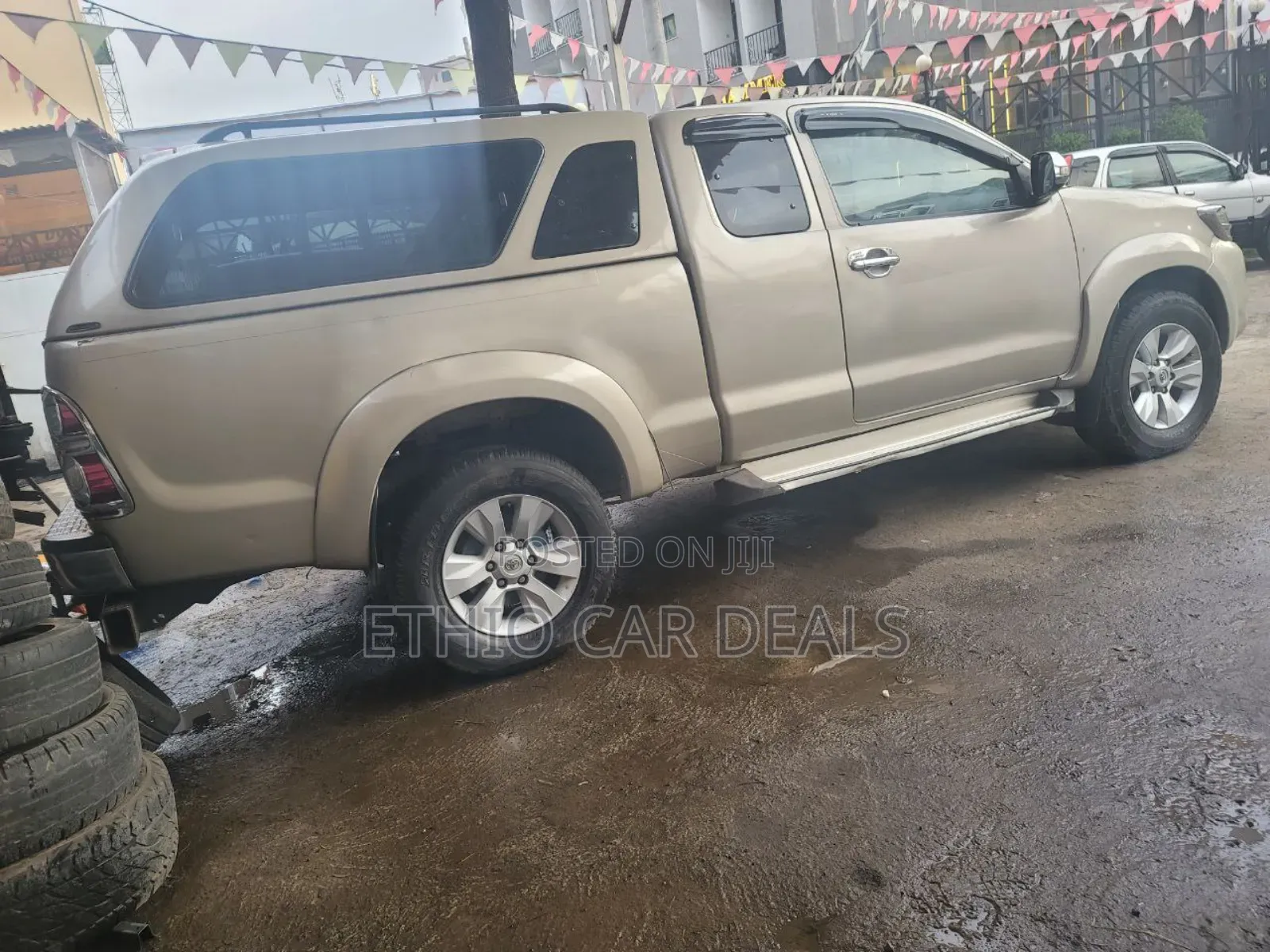 Toyota Hilux 2013 Gold