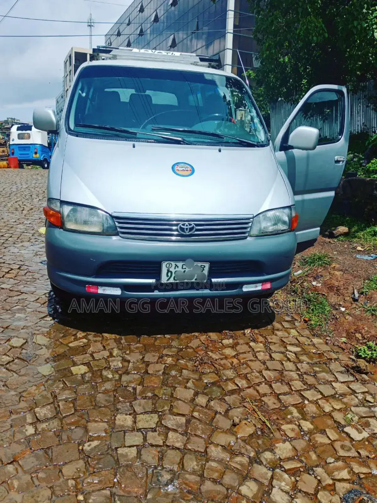 Toyota HiAce 2006 Silver