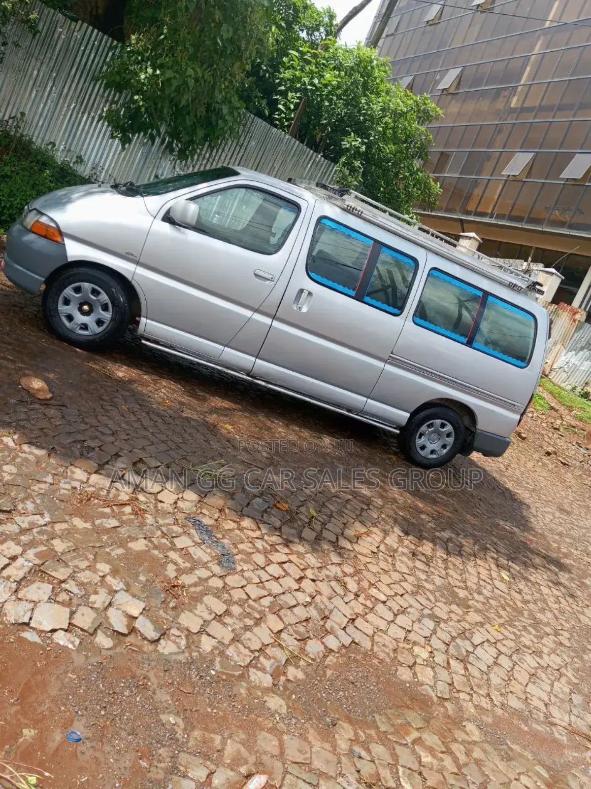 Toyota HiAce 2006 Silver