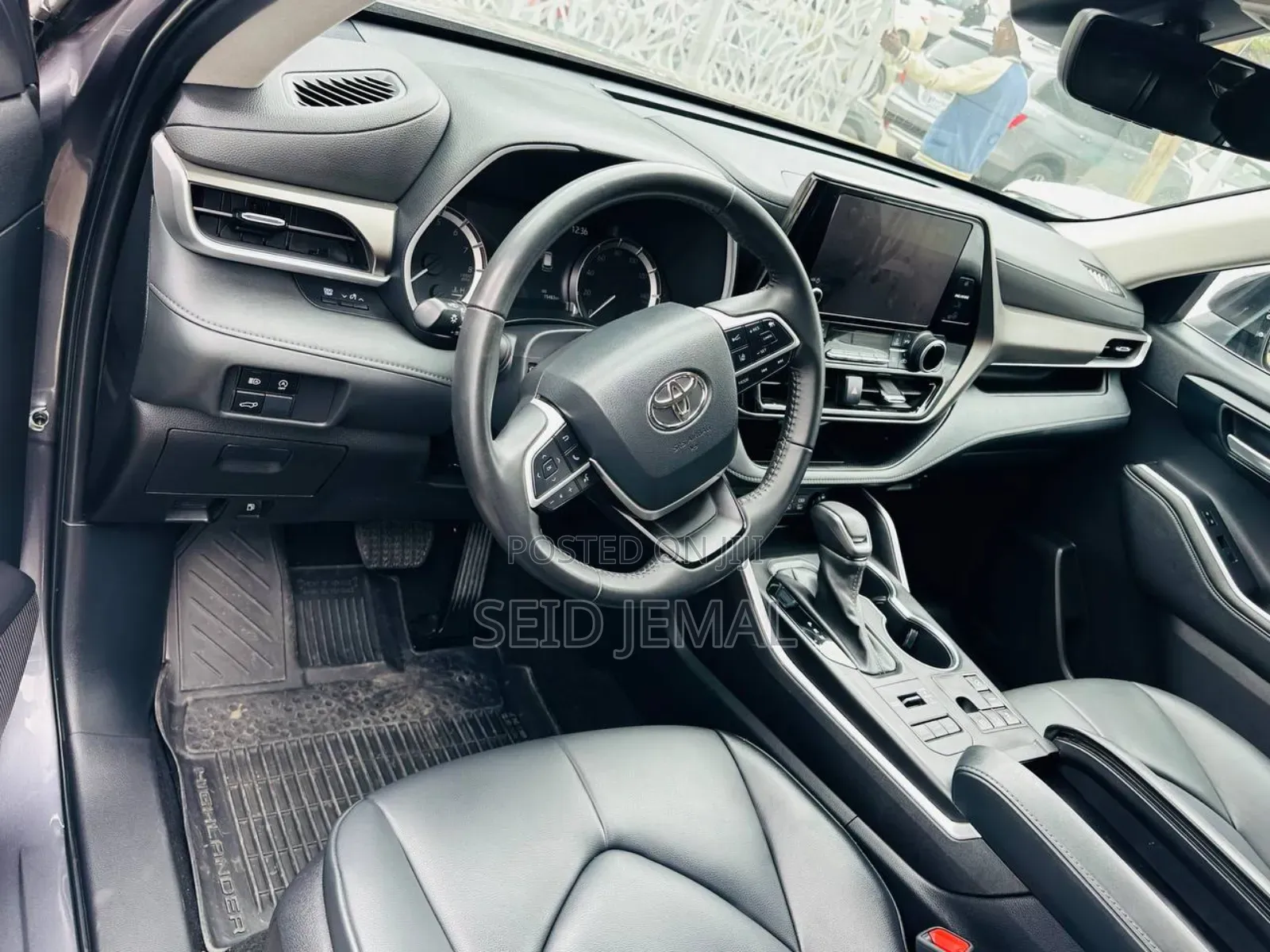 Toyota Highlander 2023 Gray