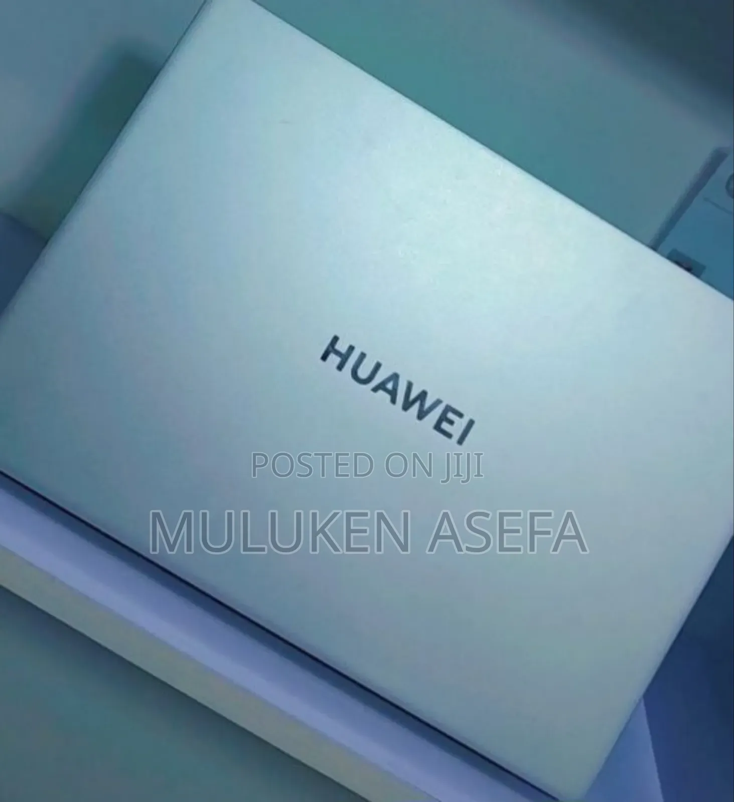 New Laptop Huawei MateBook 13 WRT-W19E 8GB Intel Core I5 SSD 512GB