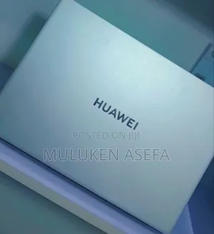 New Laptop Huawei MateBook 13 WRT-W19E 8GB Intel Core I5 SSD 512GB