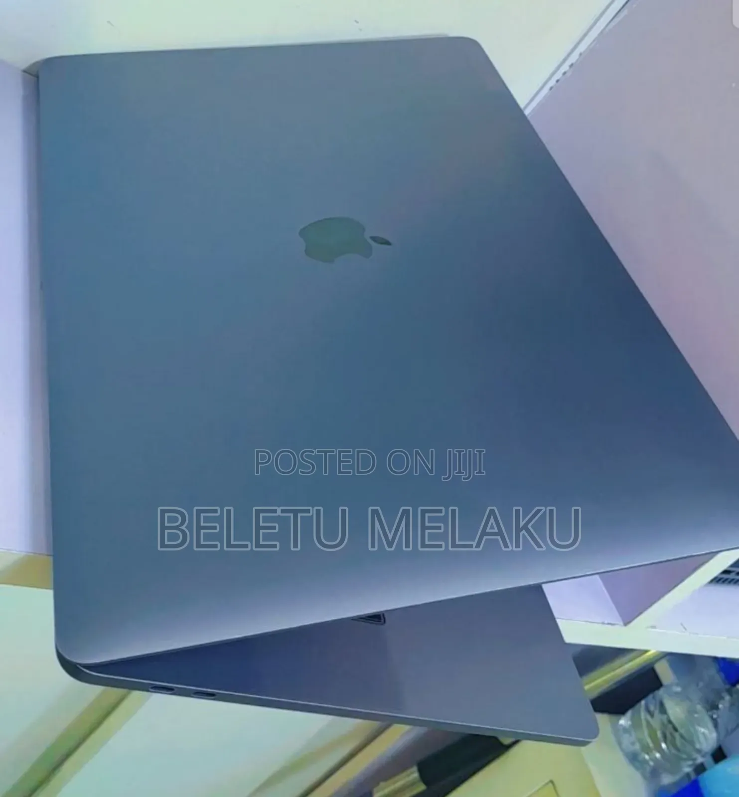 New Laptop Apple MacBook Pro 2017 16GB Intel Core I7 SSD 512GB