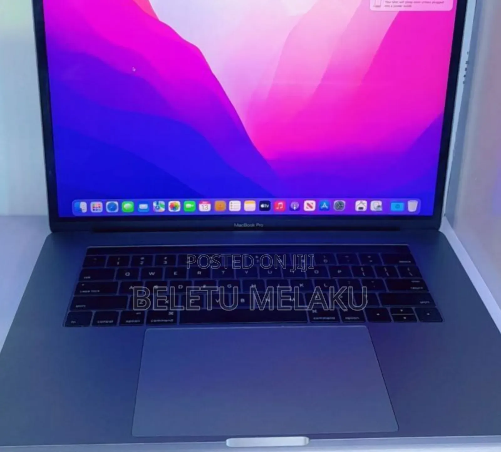 New Laptop Apple MacBook Pro 2017 16GB Intel Core I7 SSD 512GB