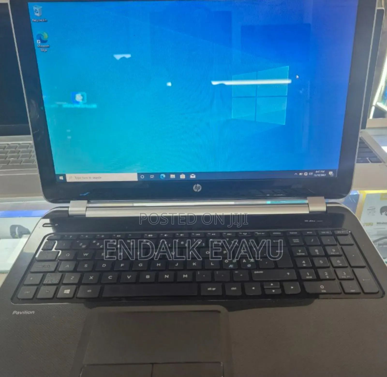 Laptop 8GB AMD A8 SSD 700GB