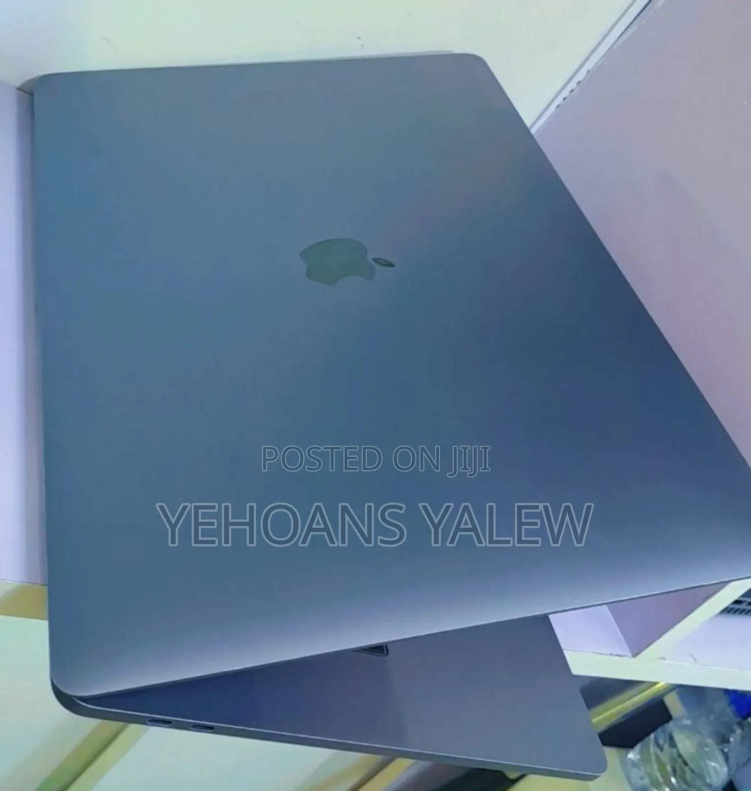 New Laptop Apple MacBook Pro 2017 16GB Intel Core I7 SSD 512GB