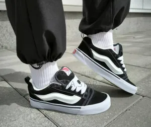 Vans Knu Skool ‘Black/White’ WMNS Shoes