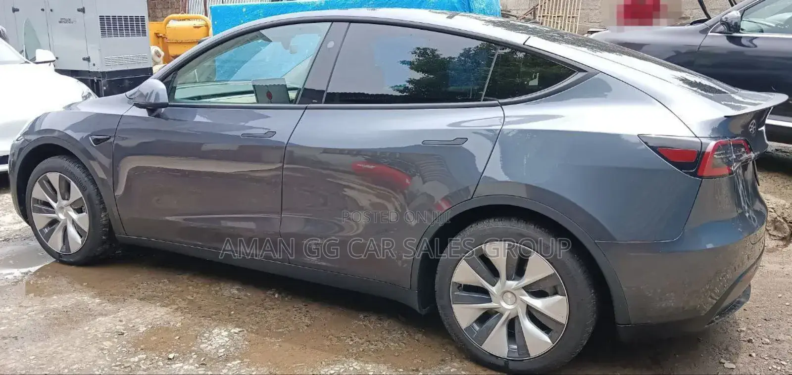 Tesla Model Y 2023 Blue