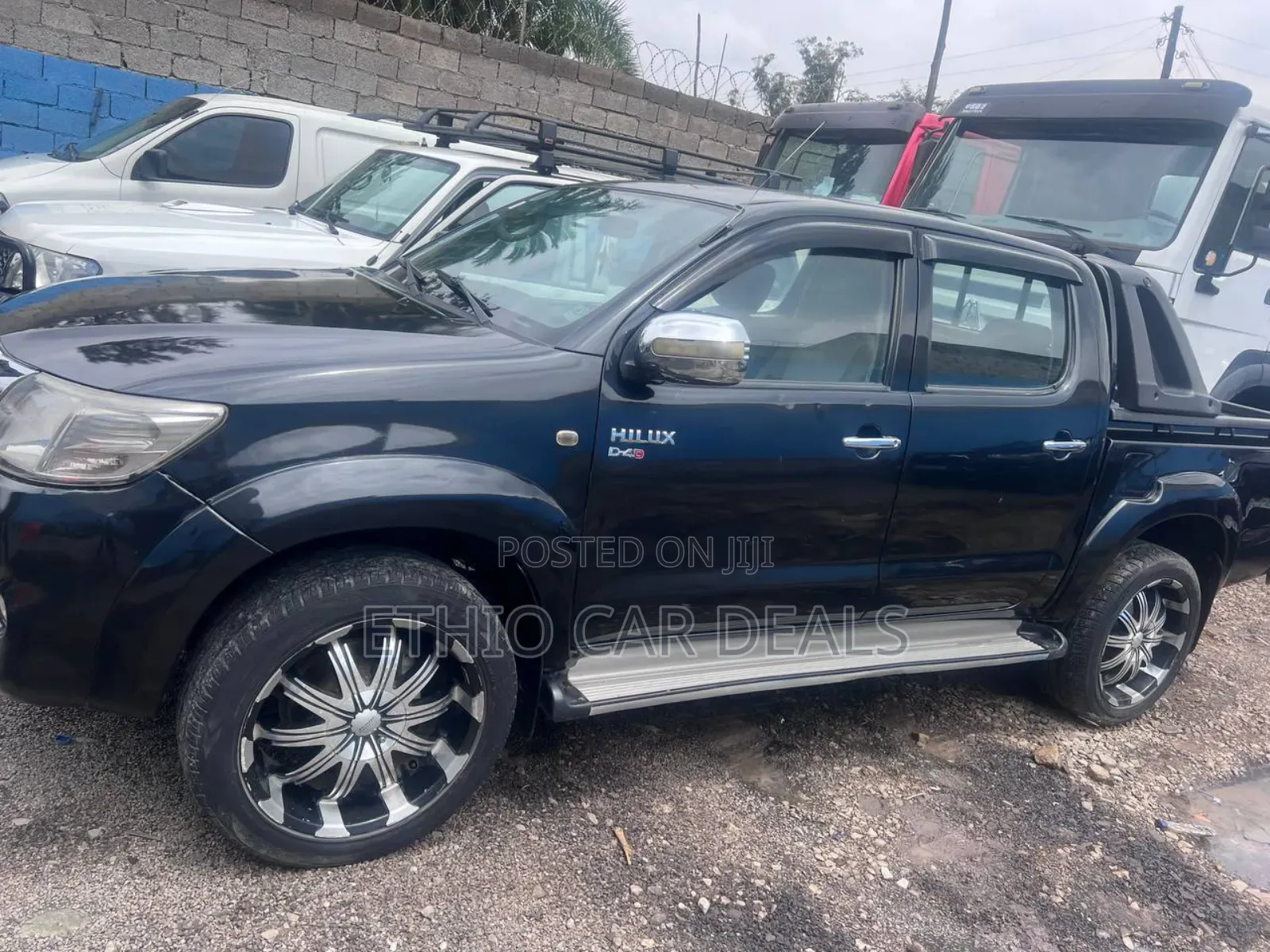 Toyota Hilux 2011 Black