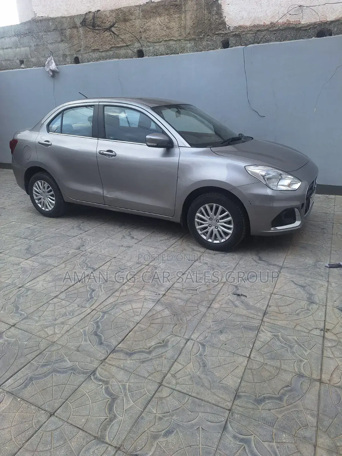 Suzuki Dzire 2023 Gray