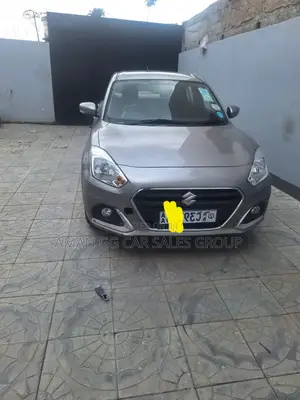 Photo - Suzuki Dzire 2023 Gray