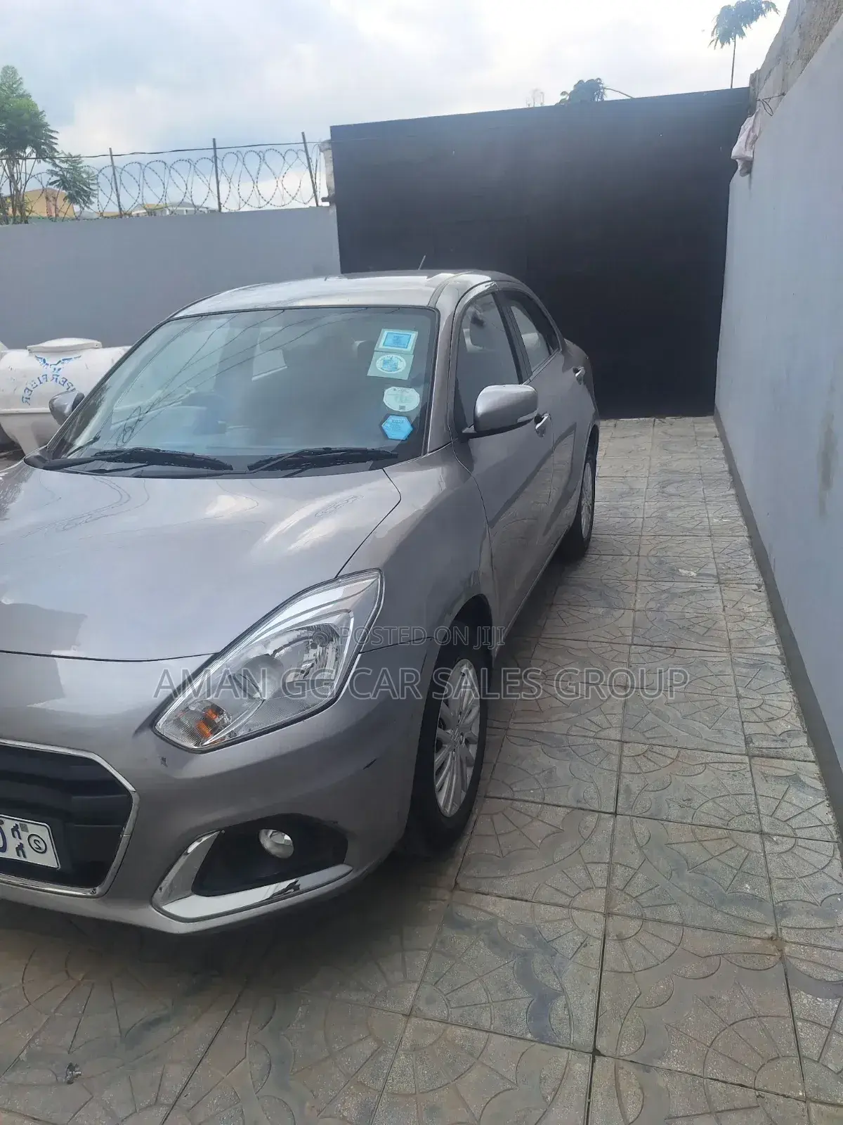 Suzuki Dzire 2023 Gray