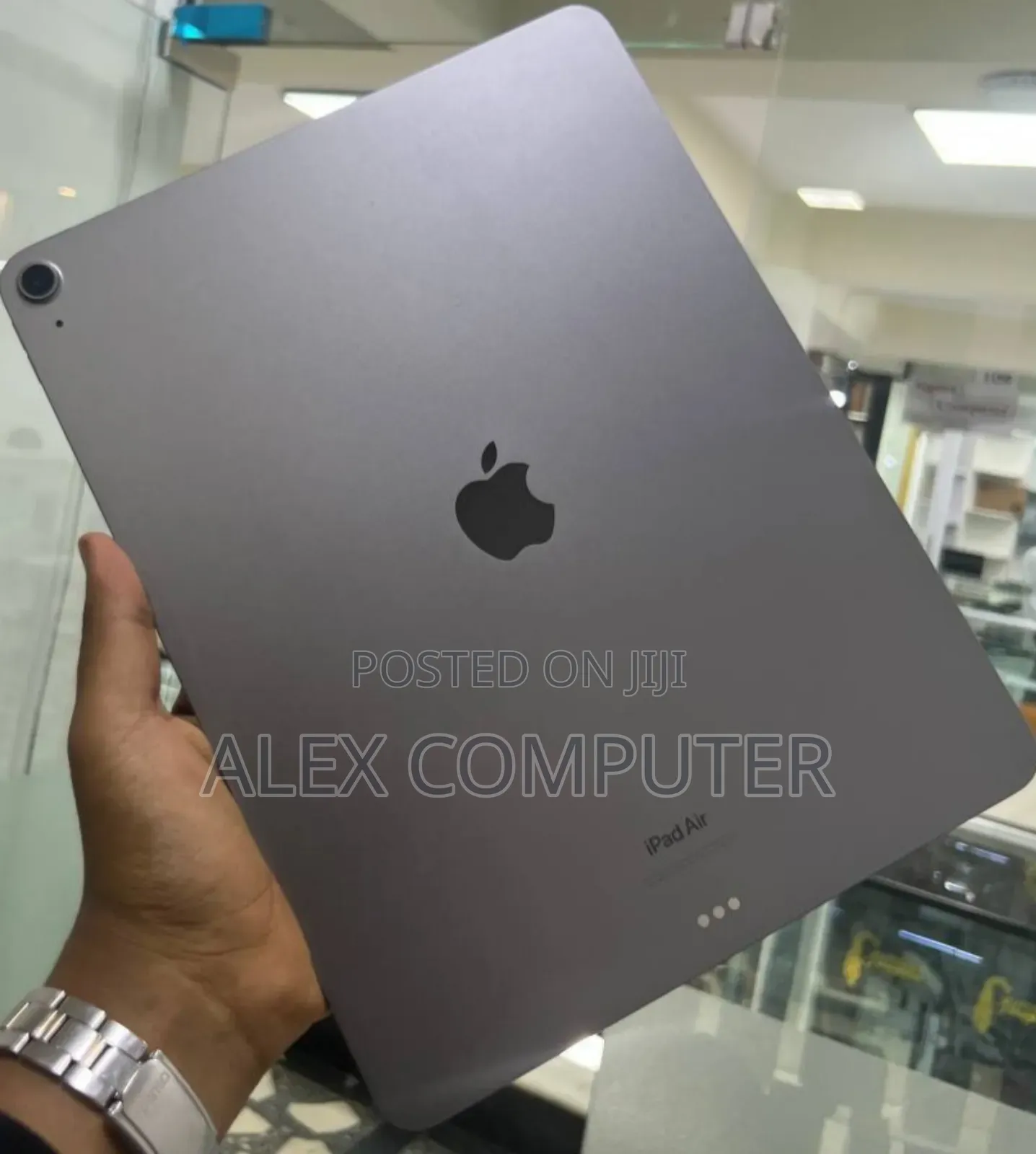 New Apple iPad Air (2022) 128 GB Silver