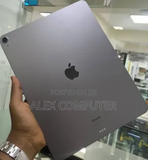 New Apple iPad Air (2022) 128 GB Silver