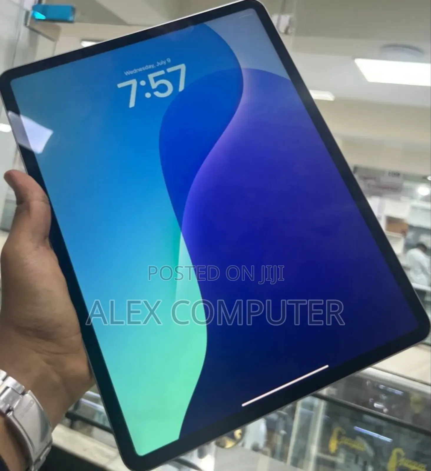 New Apple iPad Air (2022) 128 GB Silver