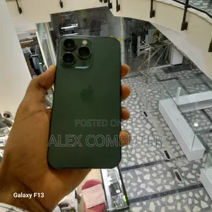 New Apple iPhone 13 Pro 256 GB Green