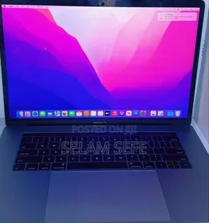 New Laptop Apple MacBook Pro 2017 16GB Intel Core I7 SSD 512GB