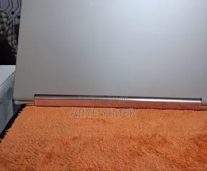 New Laptop Lenovo Yoga 9i 16GB Intel Core I7 SSD 512GB