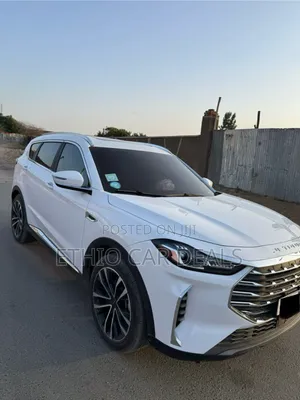 Photo - Jetour X70 Plus 2024 White