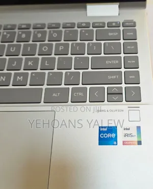 New Laptop HP Envy X360 8GB Intel Core I5 SSD 512GB