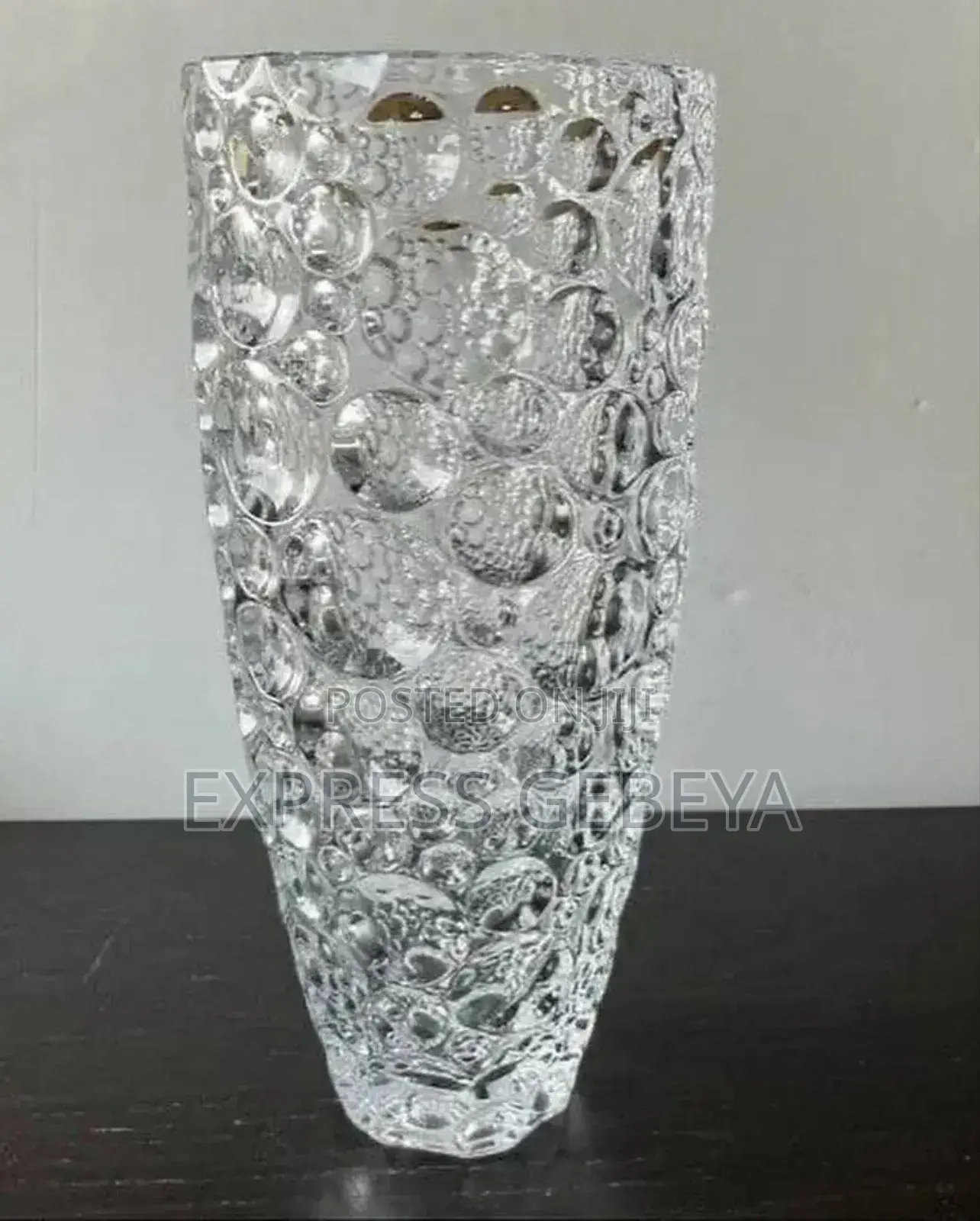 Flower Vase የአበባ ማስቀመጫ