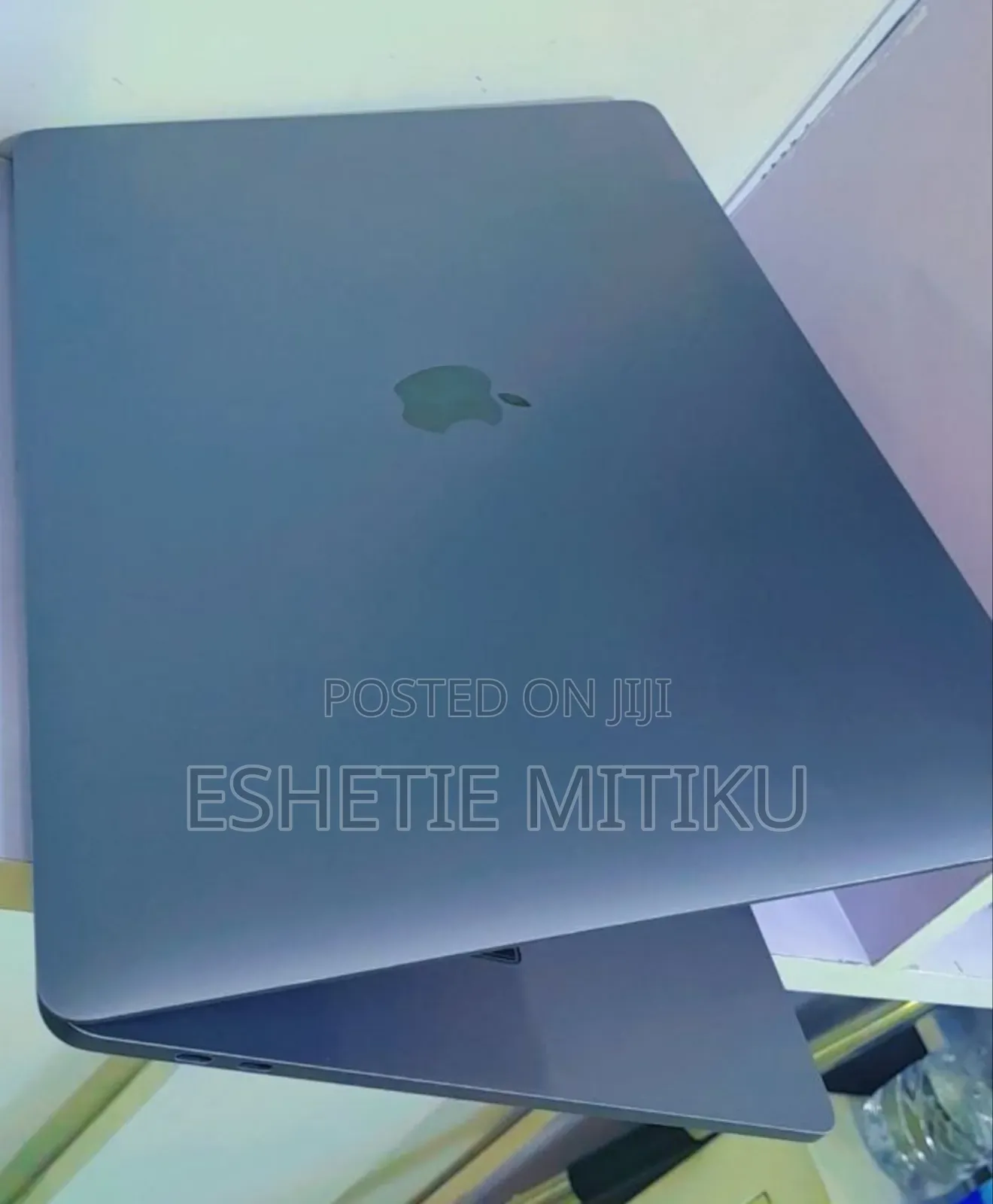 New Laptop Apple MacBook Pro 2017 16GB Intel Core I7 SSD 512GB