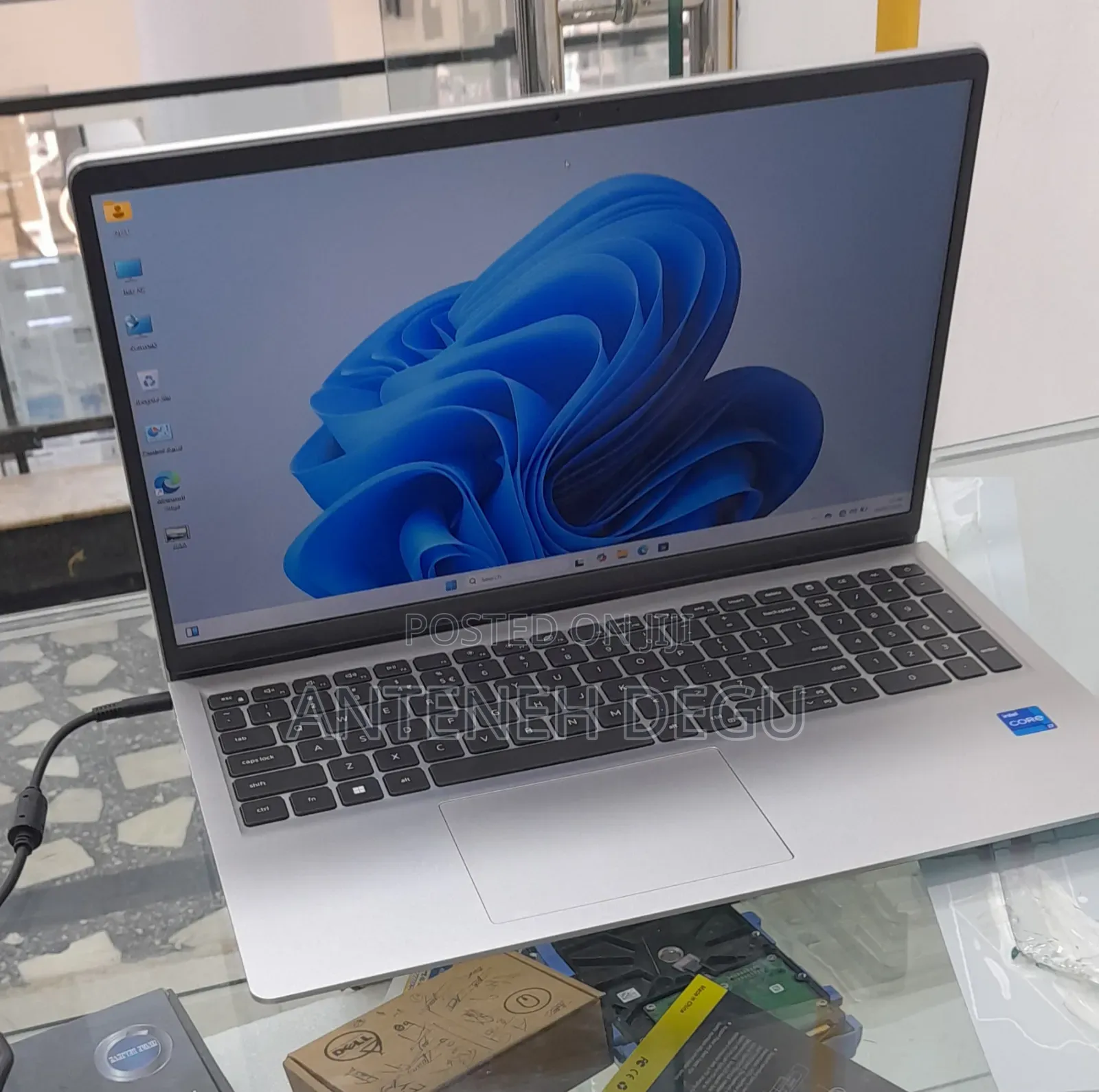 New Laptop Dell Inspiron 15 16GB Intel Core I7 SSD 512GB