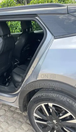 Peugeot 2008 2022 Gray