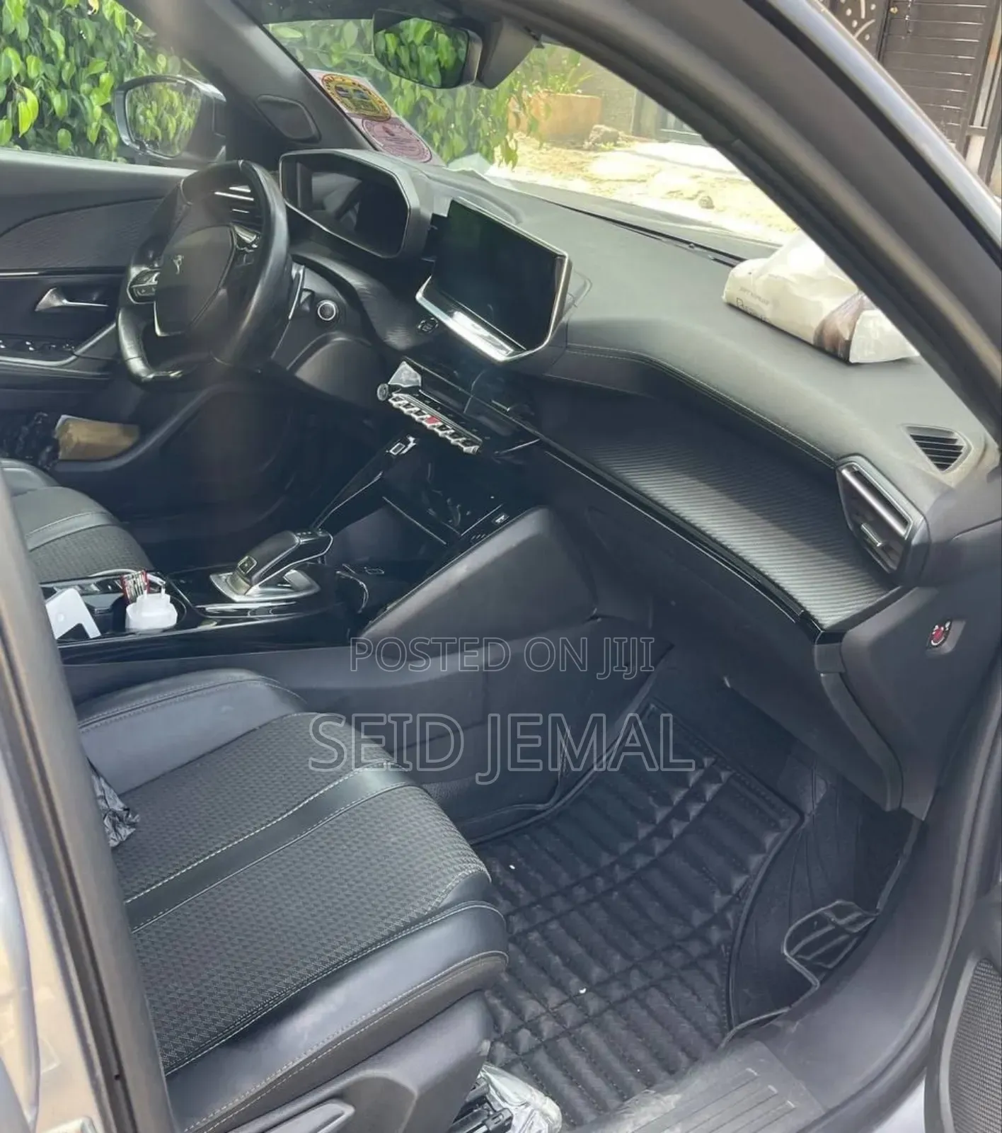 Peugeot 2008 2022 Gray