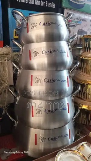 Casio 5 Set Cookware ማራኪ ቅርጽ ያላቸው ብረት ድስቶች